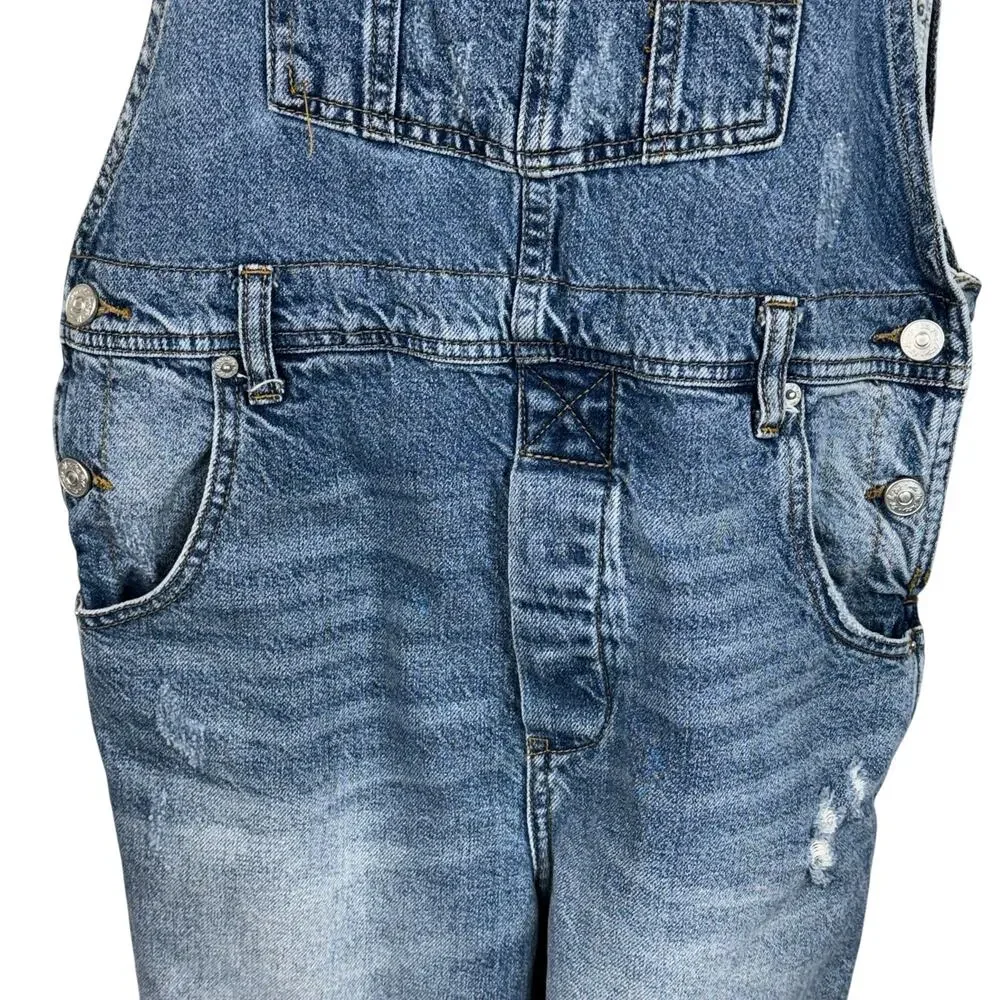 Free People We the Free SZ 26 Cropped Denim Jean Overalls Pockets Distressed